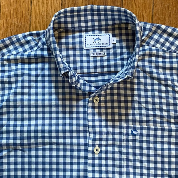 Southern Tide Performance Button Down - Picture 2 of 5